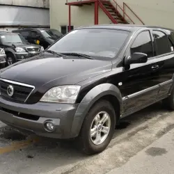 разбирается kia sorento 2.5 дизель