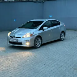 Toyota Prius 2011 г. 242000 км