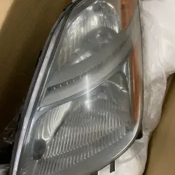Фара Приус 20