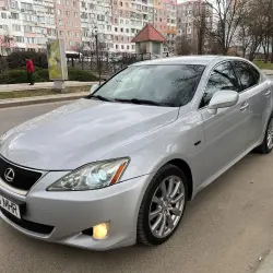 Lexus IS 2008 г. 215000 км