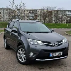 Toyota RAV4 2014 г. 193000 км