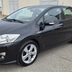 Toyota Auris 2011 г. 156000 км