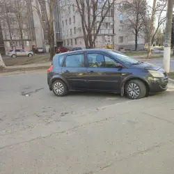 Renault Scenic 2007 г. 284400 км