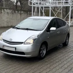 Toyota Prius 2007 г. 303000 км