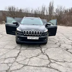 Jeep Cherokee 2015 г. 200000 км