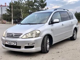 Toyota Avensis Verso 2004 г. 255000 км